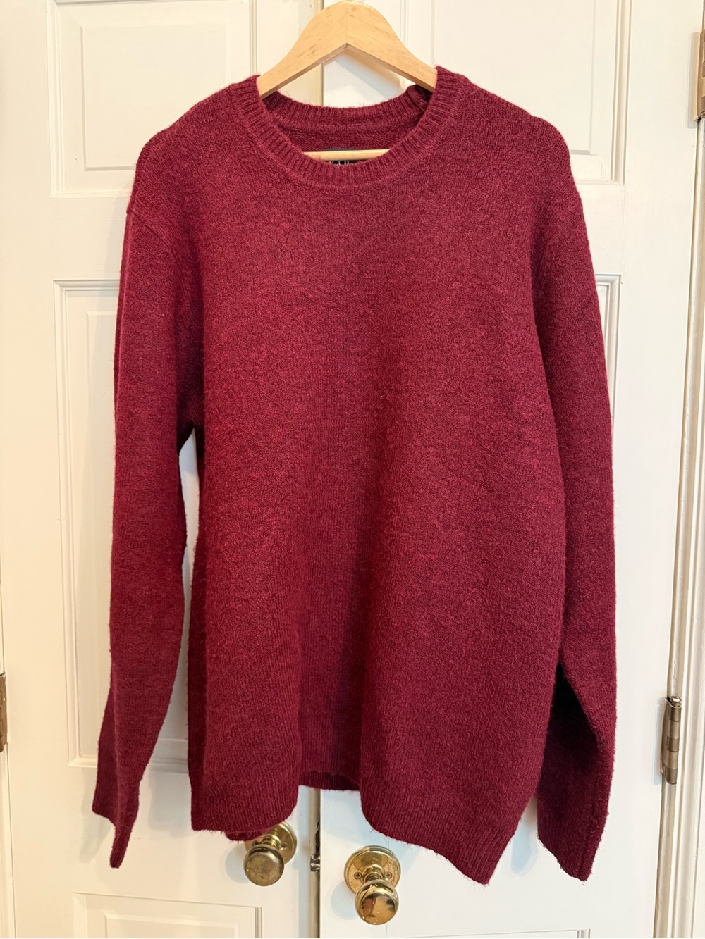GAP Women's Crewneck Sweater in Deep Wine